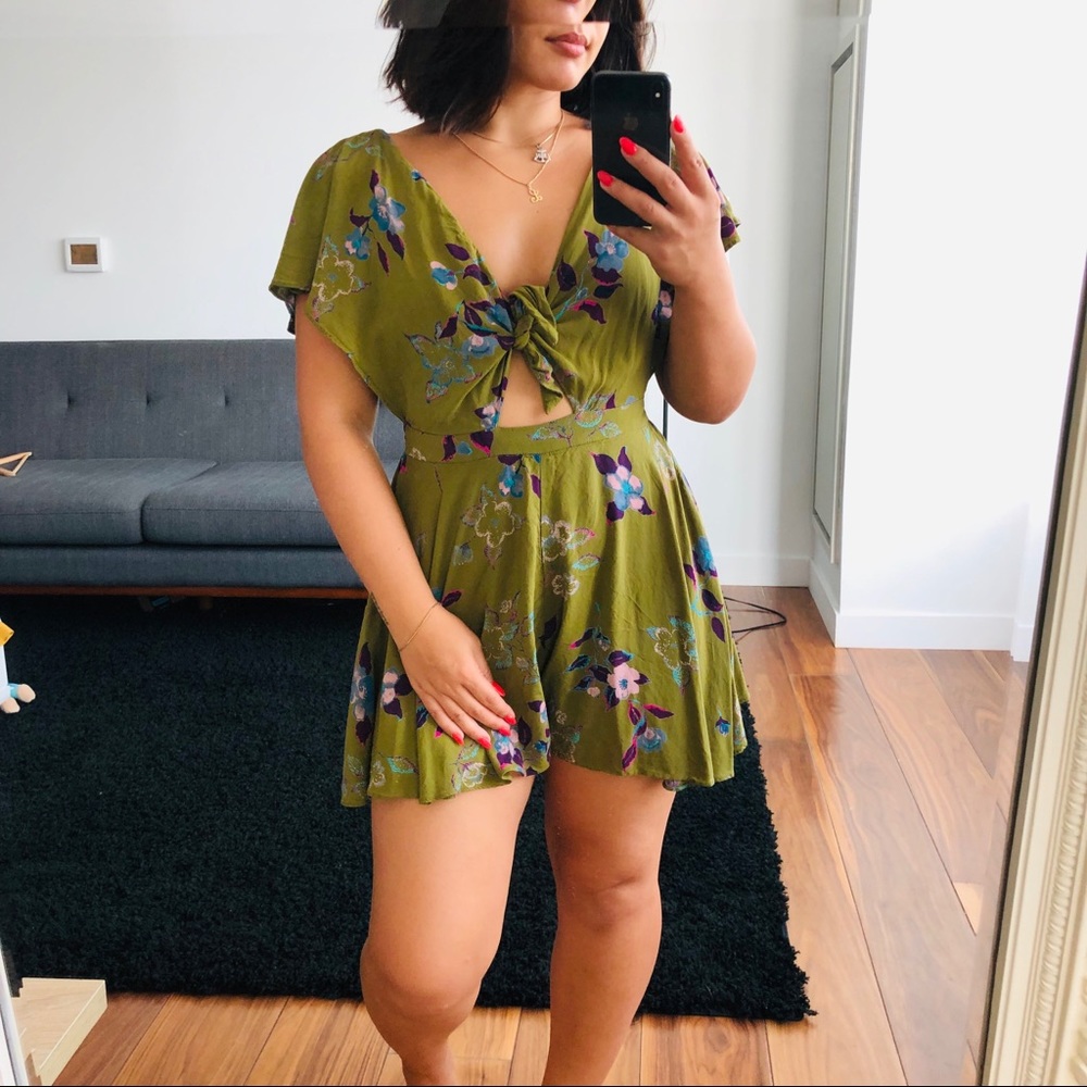 Kimchi Blue green floral romper